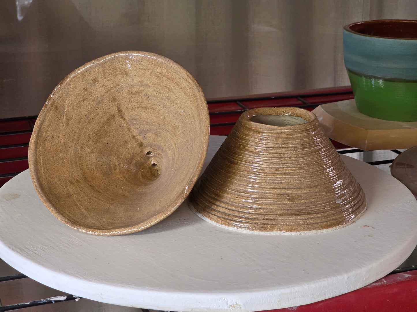 Two Piece Hourglass Ceramic Pot Set