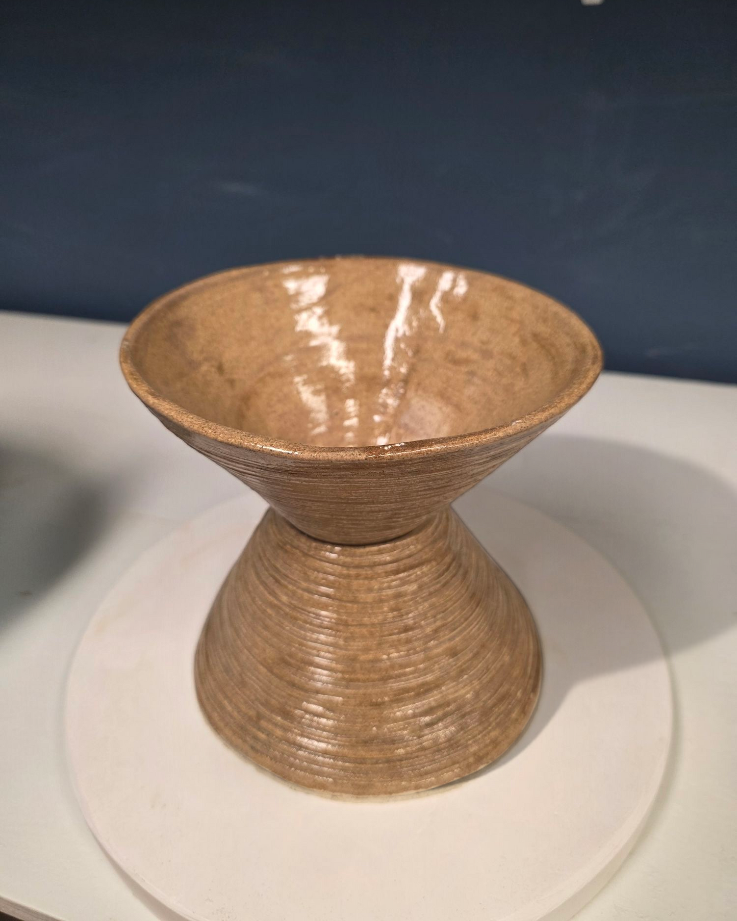 2 Piece Hour-Glass Pot