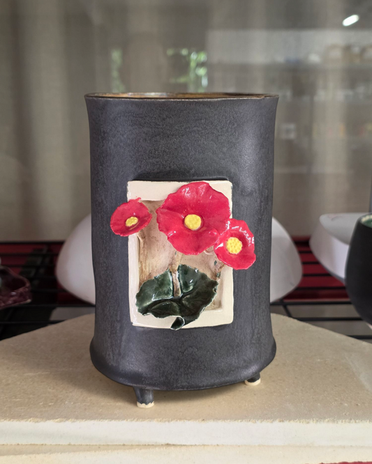 The Tree Log Pot